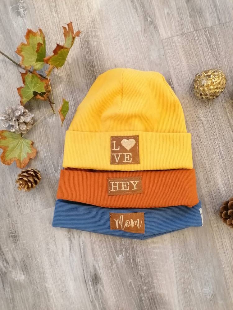 Beanie in Verschiedenen Farben Mit Wunschbutton, Erwachsene von Handandlovemade