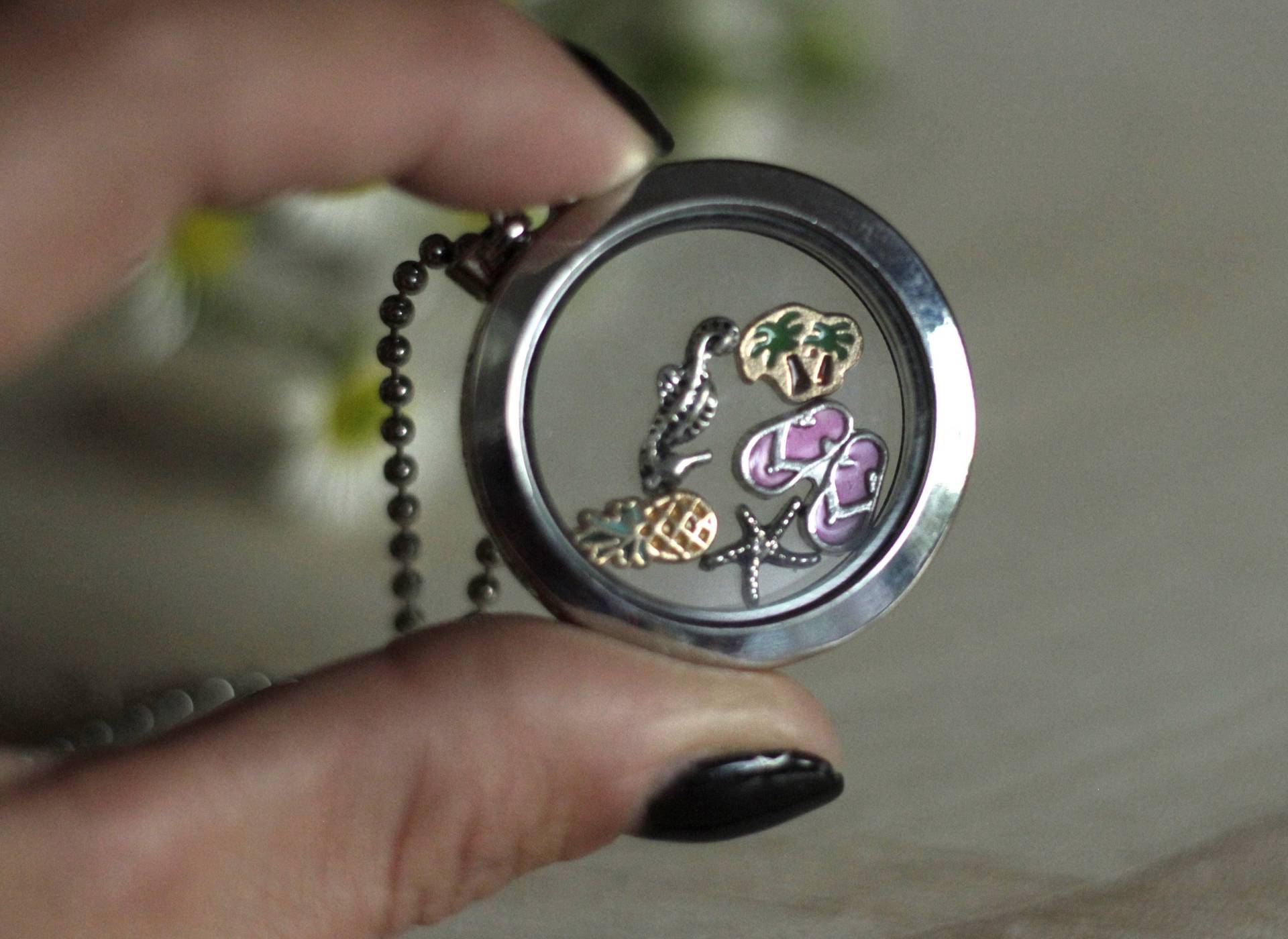 Medaillonkette, Kette Float, Charms von HandartbeitMuc