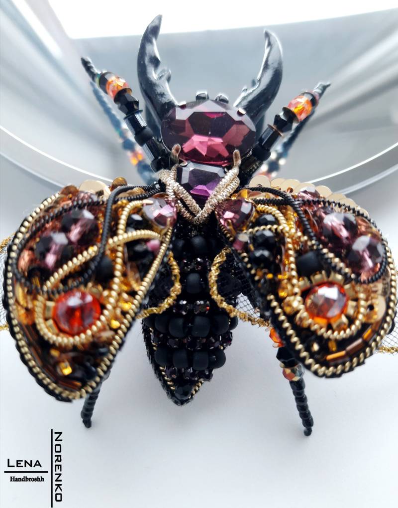 Perlen Hirsch Käfer Schmuck Handgemachte Fehler Pin Brosche Für Frauen Embroidery Modeschmuck von Handbroochh