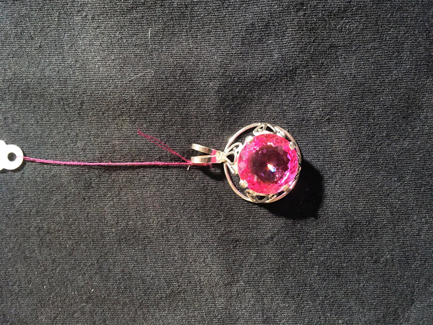 Rosa Topas Anhänger in Sterling Silber Gesetzt. Kostenlose Silberkette Mit Kauf Rosa Topas Anhänger in Sterling Silber Gesetzt. Kostenlose Silberkette Mit Kauf von Handcandee