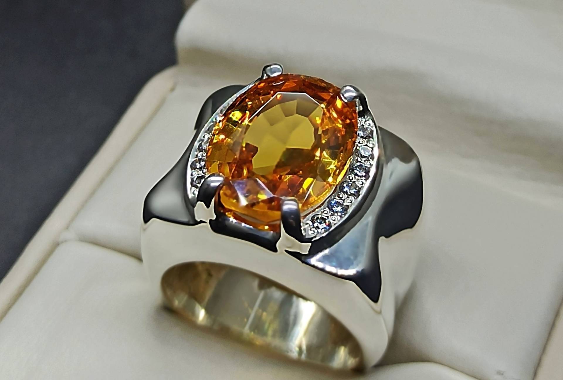 13 Karat Oval Cut Dunkel Tiefgelb Citrin Herren Ring Sterling Silber 925 Handgemachte Gelber 14K, 18K Gold von HandcraftedGemsRings