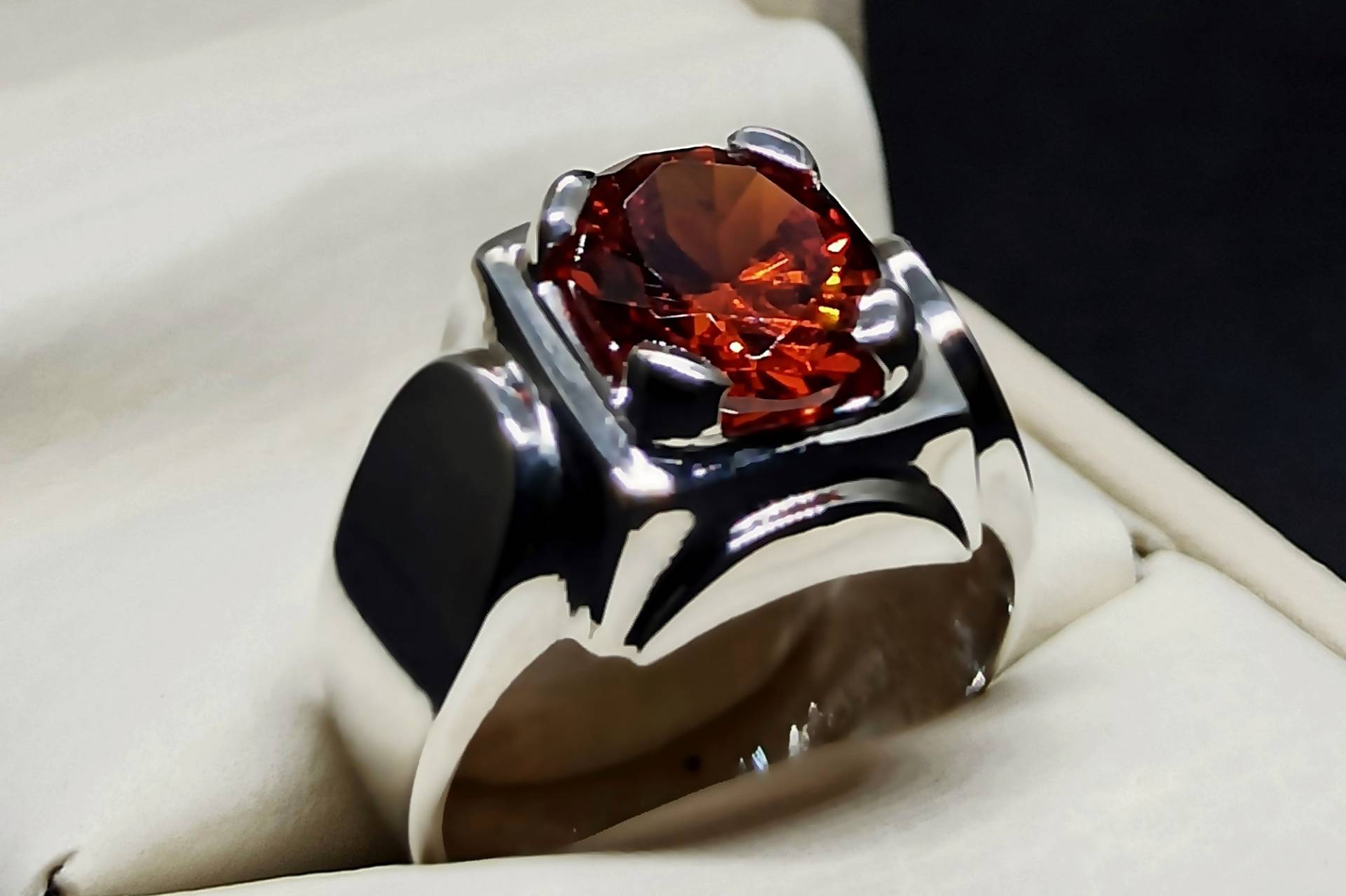 Runder Schnitt 5 Karat Orange Zirkon Herren Schlichter Ring Sterling Silber 925 Handgemachter 14K, 18K Gold Rotes Geschenk Für Ihn von HandcraftedGemsRings