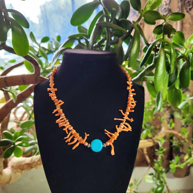 Dornröschen Türkis Fokal Bead Anhänger Mit Natürlichen Zweig Engelshaut Korallen Sunstone Perlen Und Silberkette Dornröschen Türkis Fokal Bead Anhänger Mit Natürlichen Zweig Engelshaut Korallen Sunstone Perlen Und Silberkette von HandcraftedMagic