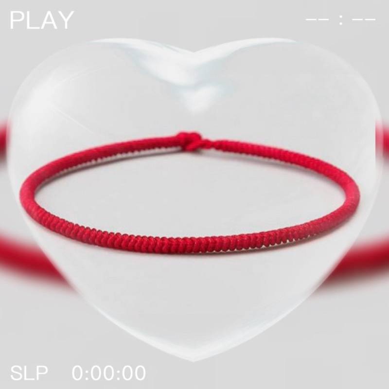 Handgemachtes Rotes Armband Für Schutz Und Segen, Feiner Stil von Handcraftsella