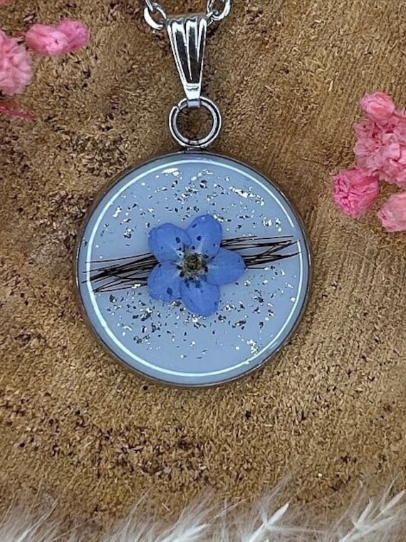 Vergissmeinnicht Kette Mit Haaren, Andenken Verstorbene, Getrocknete Blüte Vergissmeinnicht Kette Mit Haaren, Andenken Verstorbene, Getrocknete Blüte von HandgemachtbyIsabel