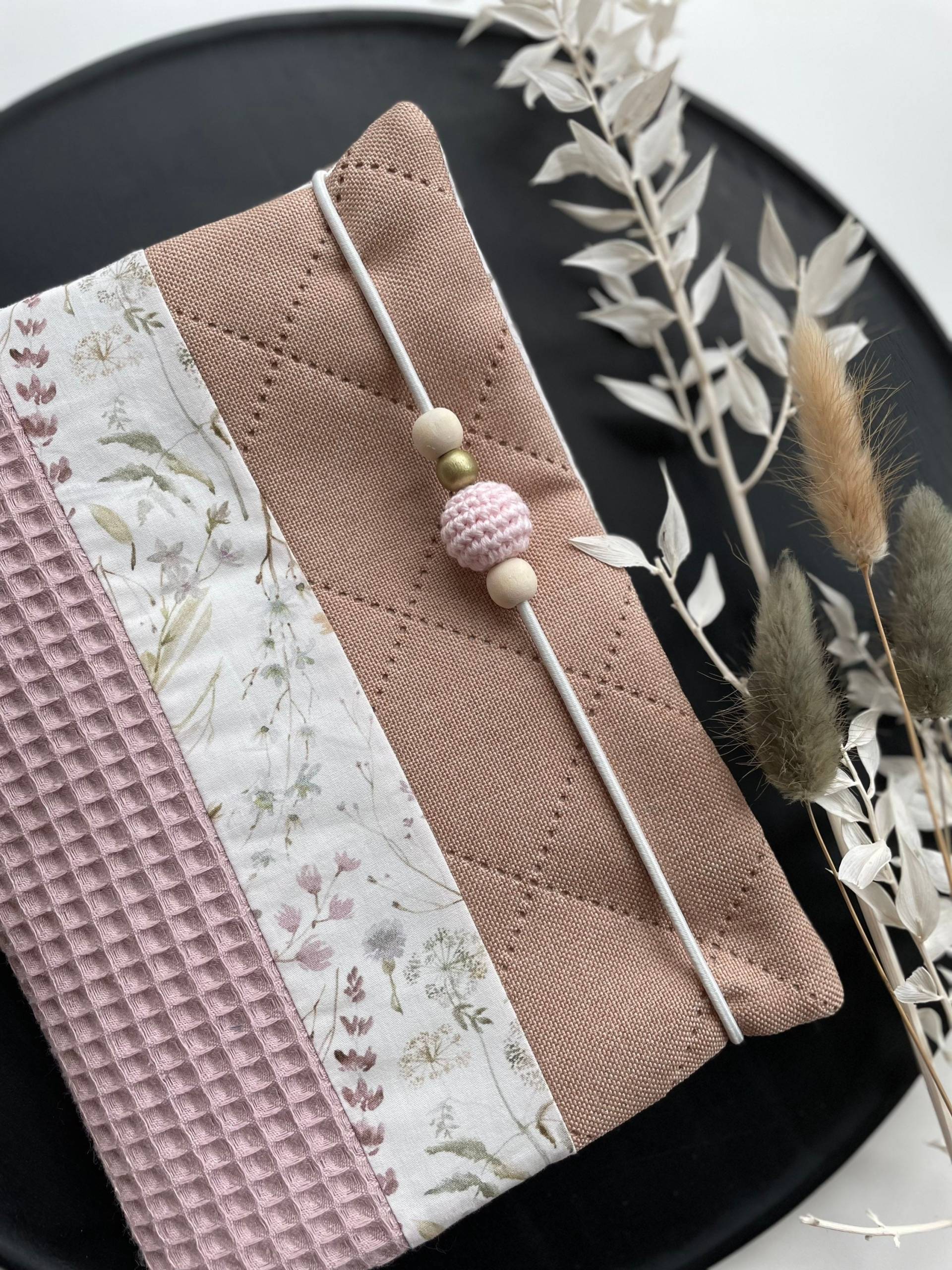 Wickeltasche, Windeltasche, Blumen , Boho, Babygeschenk, Windelclutch, Geschenk Zur Geburt, Windeltasche Mit Name Wickeltasche, Windeltasche, Blumen , Boho, Babygeschenk, Windelclutch, Geschenk Zur Geburt, Windeltasche Mit Name von Handgemachtesmitlieb