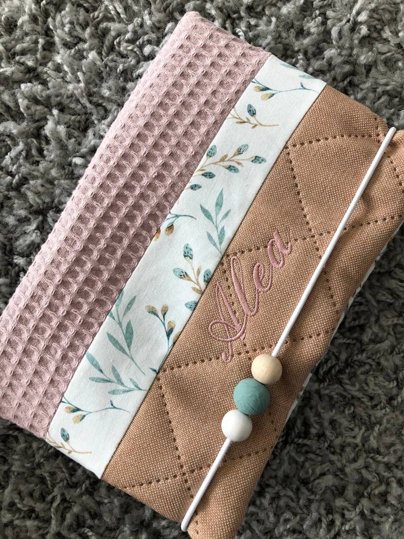 Wickeltasche, Windeltasche, Eukalyptus , Boho, Babygeschenk, Windelclutch, Geschenk Zur Geburt, Windeltasche Mit Name Wickeltasche, Windeltasche, Eukalyptus , Boho, Babygeschenk, Windelclutch, Geschenk Zur Geburt, Windeltasche Mit Name von Handgemachtesmitlieb