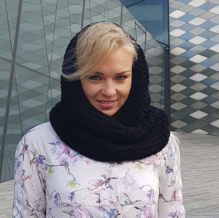 Handgefertigt Schwarzer Winter Schal von HandicraftsLithuania