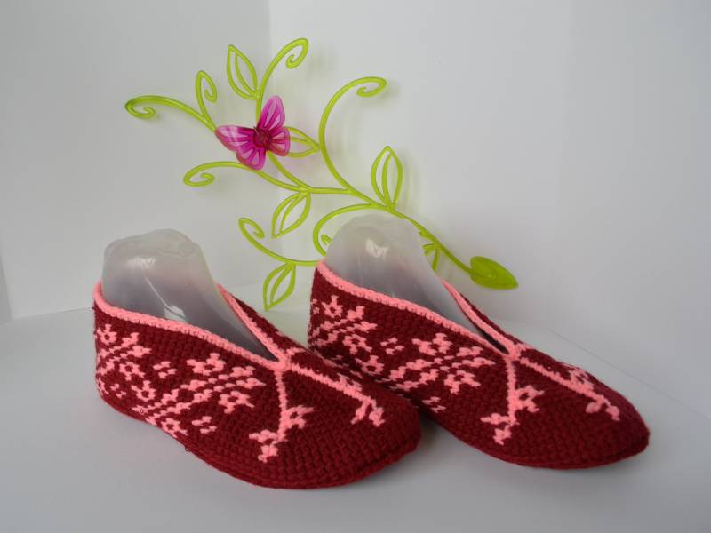 Handgefertigte Hausschuhe Aus Wollmischung Kirschrote Gestrickte Eu 38-39 von HandicraftsLithuania