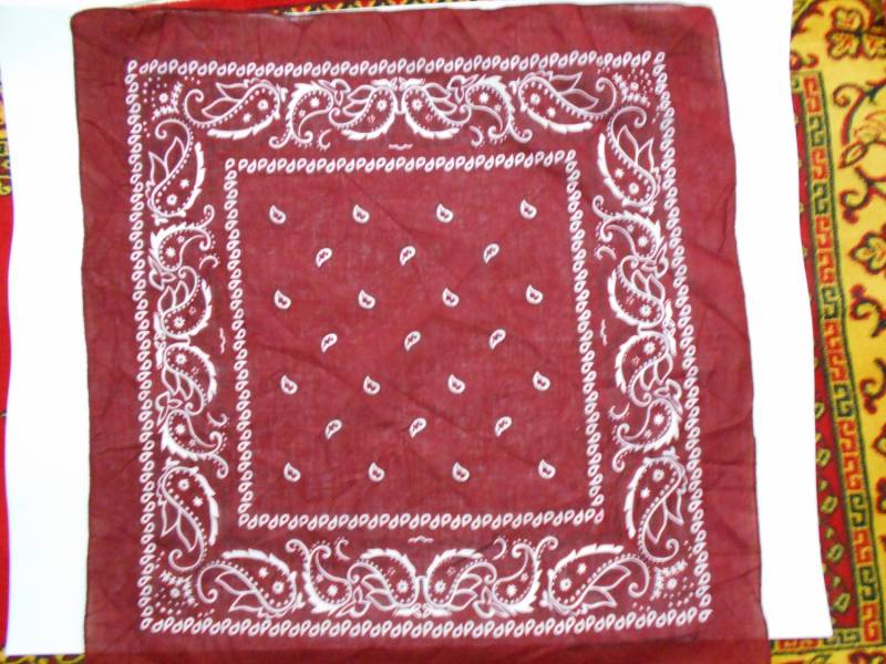 Jahrgang Bandana Paisley, Paisley Taschentuch. H133 Jahrgang Bandana Paisley, Paisley Taschentuch. H133 von HandkerchiefmasteR