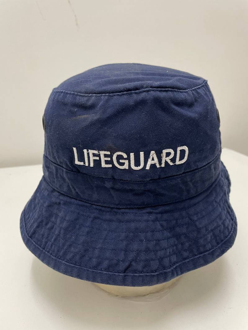 Seltener Vintage Life Guard Eimer Hut | 723 von HandkerchiefmasteR