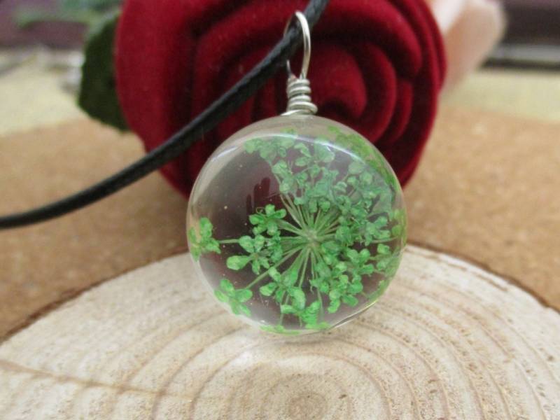 Grüne Spitze Blumen Glasanhänger, Glaskugel Anhänger Halskette, Kugel Durchmesser 20 Mm-Bt035 von Handlry