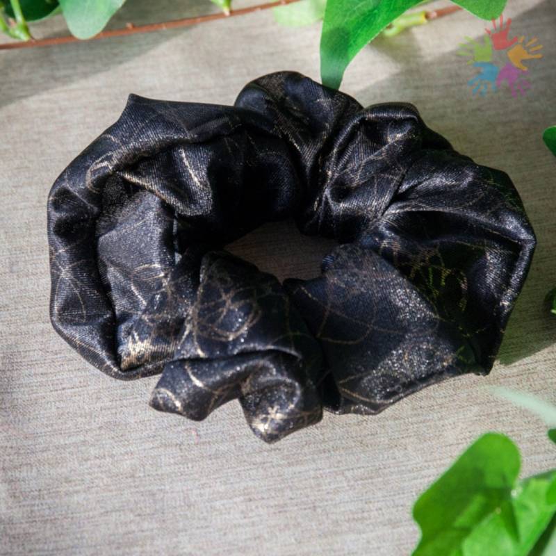 Elegant Handmade Lycra Fabric Scrunchie, M Size, Black Witch Goth Accessories, Spiderweb Scrunchie von HandlyStudioStore