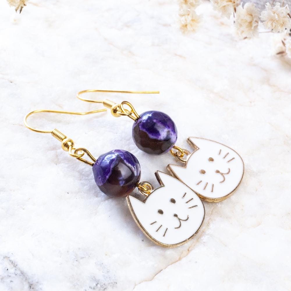 Handmade Agate Cat Earrings, Beautiful Fire Kawaii Funny Cat, White Jewelry, Enamel Handmade Agate Cat Earrings, Beautiful Fire Kawaii Funny Cat, White Jewelry, Enamel von HandlyStudioStore