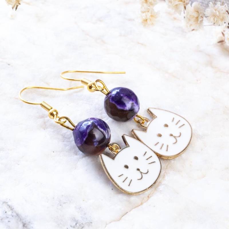 Handmade Agate Cat Earrings, Beautiful Fire Kawaii Funny Cat, White Jewelry, Enamel Handmade Agate Cat Earrings, Beautiful Fire Kawaii Funny Cat, White Jewelry, Enamel von HandlyStudioStore