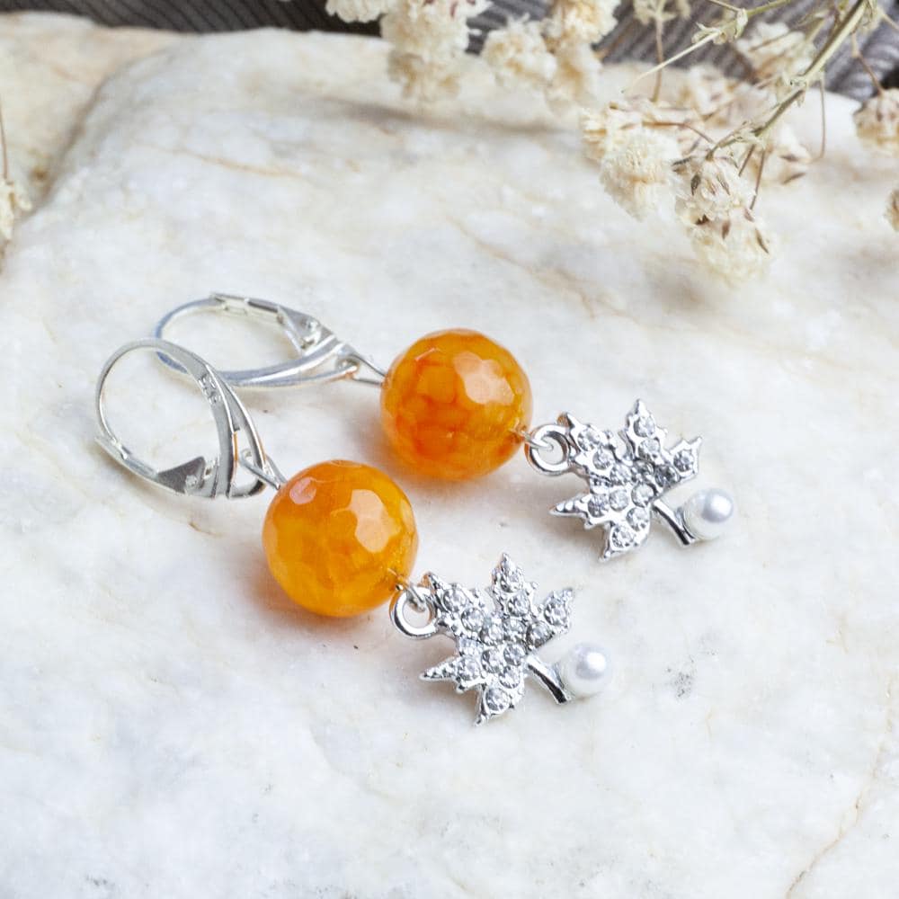 Handmade Agate Earrings, Semi-Precious Stone Orange Crystal Leaf Gift For Her, Woman, Floral Earrings Handmade Agate Earrings, Semi-Precious Stone Orange Crystal Leaf Gift For Her, Woman, Floral Earrings von HandlyStudioStore