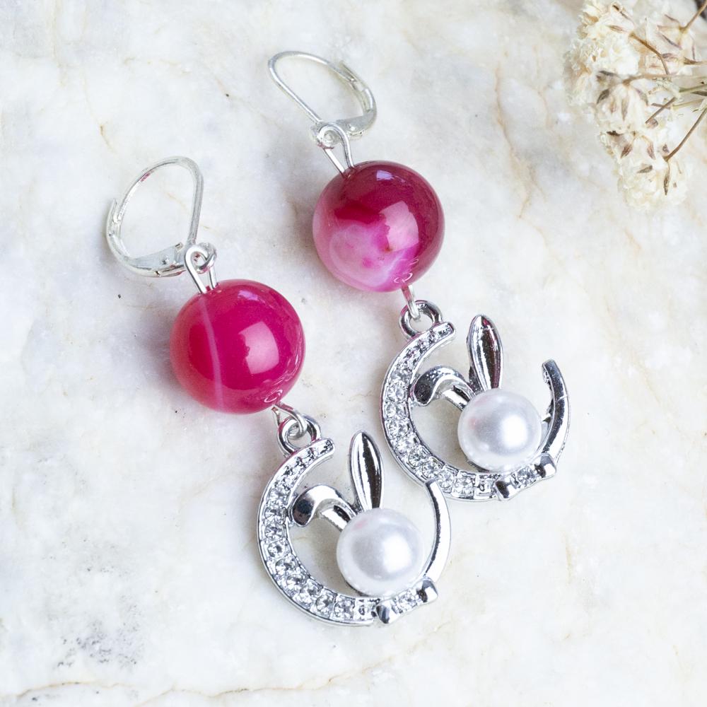 Handmade Agate Earrings, Semi-Precious Stone Red Crystal Rabbit Animal Gift For Her, Woman von HandlyStudioStore
