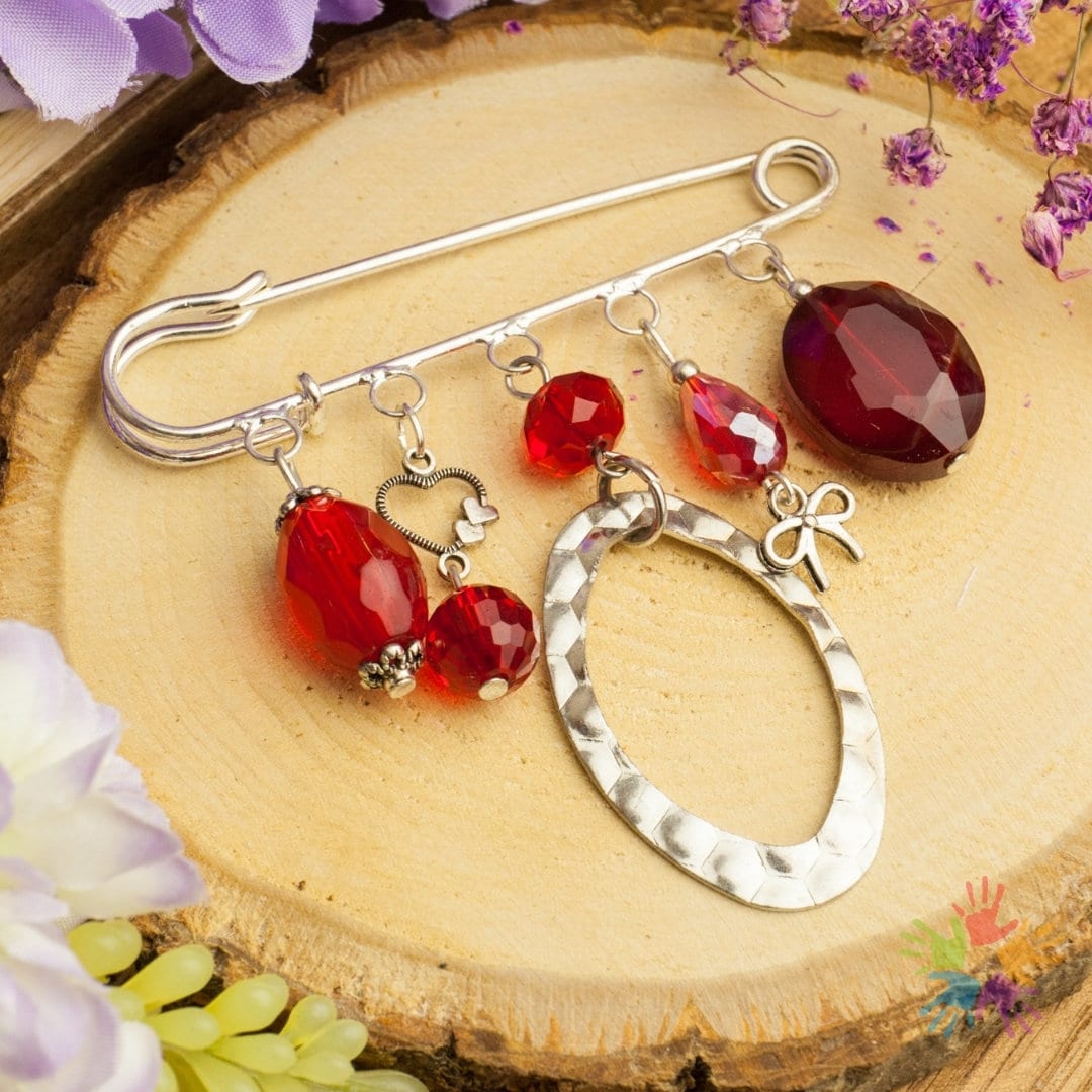 Handmade Crystal Brooch, Red Czech Artisan Jewelry, Love Passion Brooch With Vintage Elements Handmade Crystal Brooch, Red Czech Artisan Jewelry, Love Passion Brooch With Vintage Elements von HandlyStudioStore