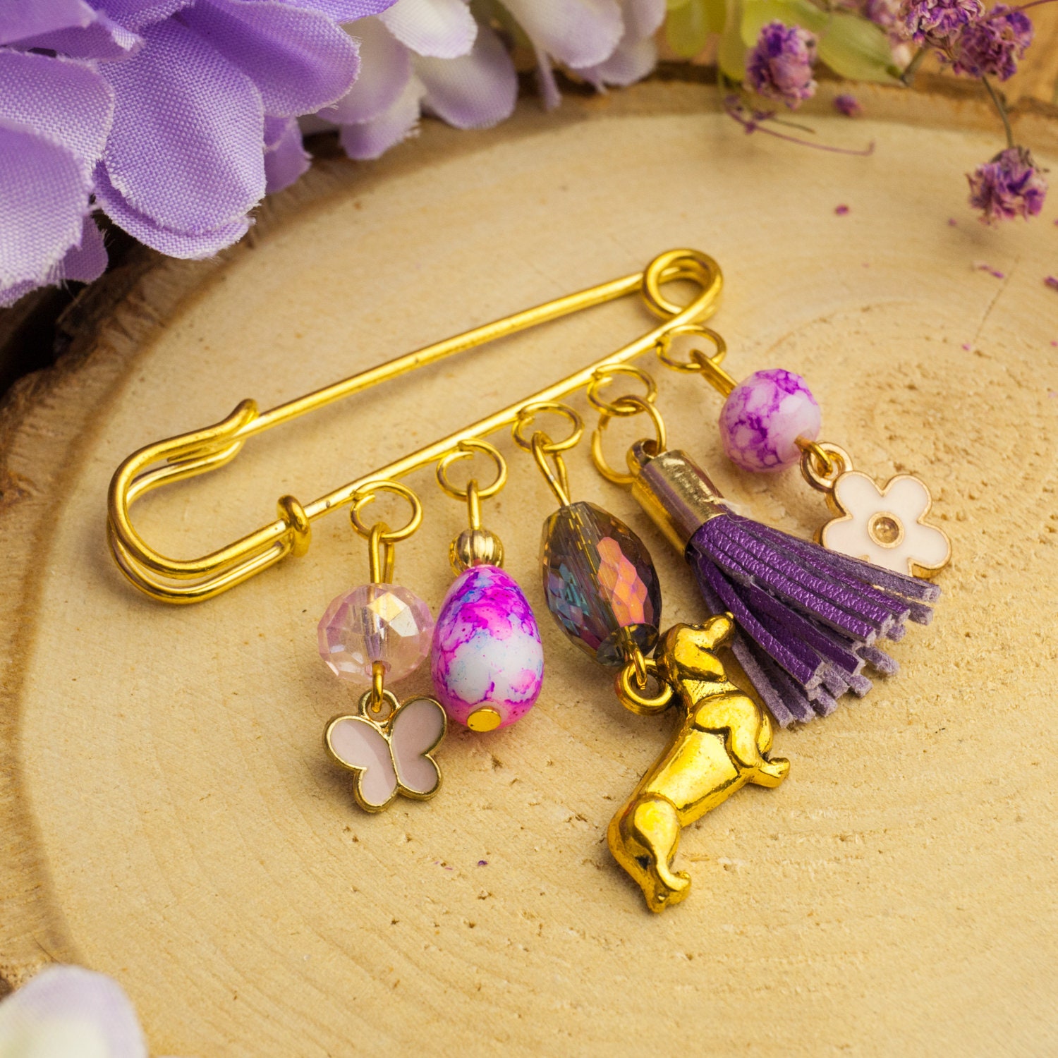 Handmade Crystal Enamel Dog Brooch, Natural Stone Gemstone Artisan Jewelry, Dachshund Jewelry Handmade Crystal Enamel Dog Brooch, Natural Stone Gemstone Artisan Jewelry, Dachshund Jewelry von HandlyStudioStore
