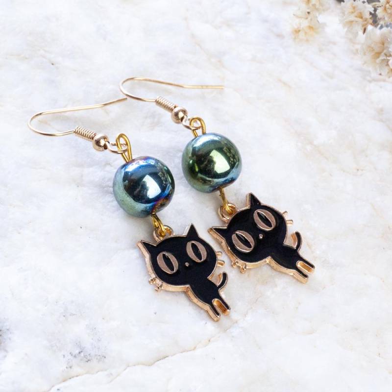 Handmade Hematite Cat Earrings, Beautiful Kawaii Funny Cat, Black Jewelry, Enamel Earrings Handmade Hematite Cat Earrings, Beautiful Kawaii Funny Cat, Black Jewelry, Enamel Earrings von HandlyStudioStore