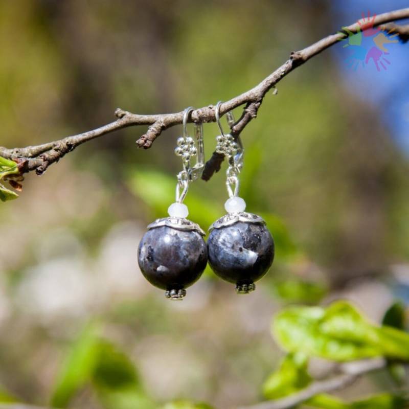 Handmade Labradorite Earrings, Beautiful Black Small Gift For Woman, Ball Everyday Earrings von HandlyStudioStore