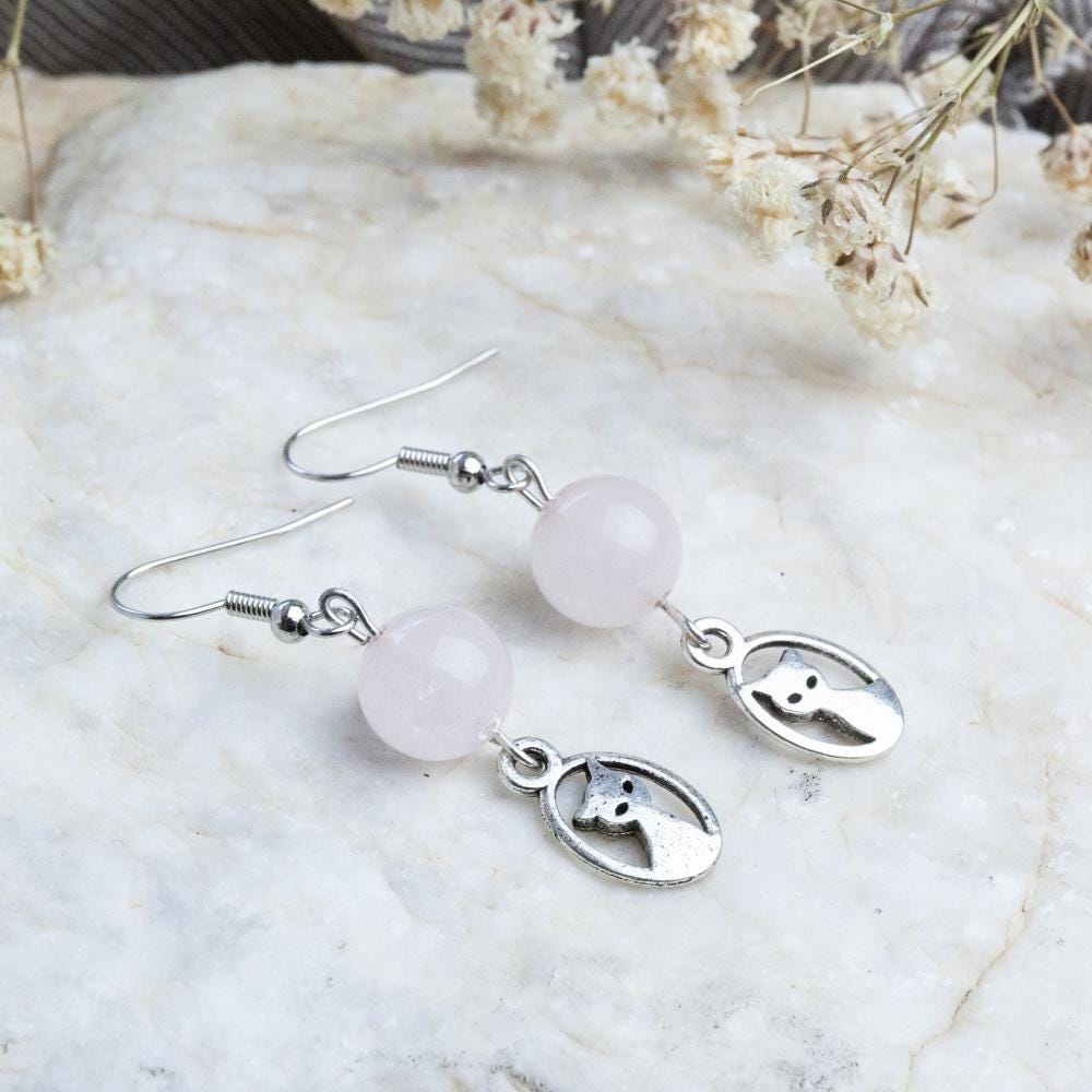 Handmade Rose Quartz Earrings, Beautiful Metal Cat Kitten Pink Gift For Her, Tiny Handmade Rose Quartz Earrings, Beautiful Metal Cat Kitten Pink Gift For Her, Tiny von HandlyStudioStore