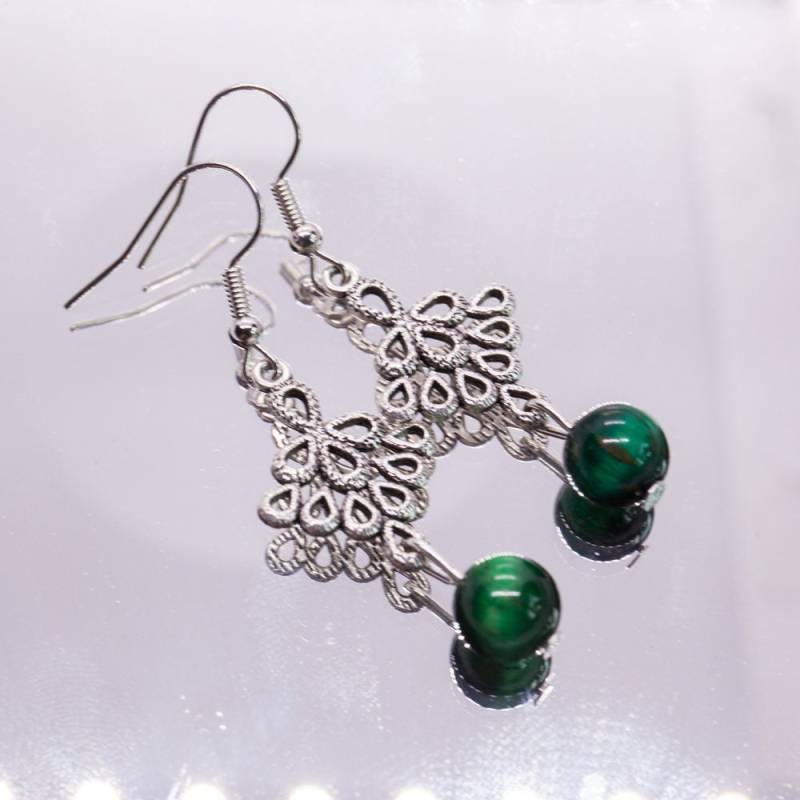 Handmade Tiger Eye Earrings, Green Oriental Earrings von HandlyStudioStore