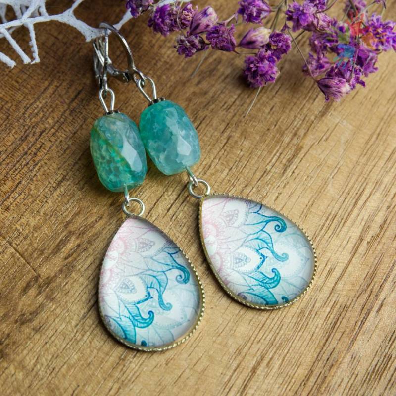 Handmade Unique Agate & Glass Earrings, Oriantal Pattern Blue Long Statement Jewelry von HandlyStudioStore