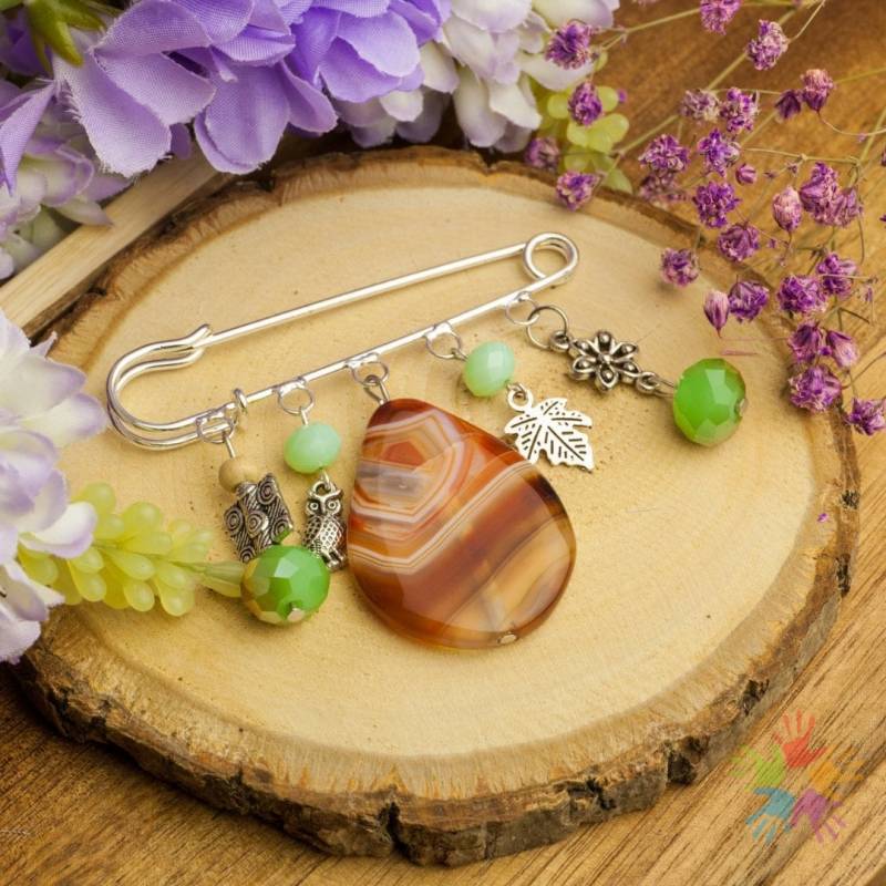 Handmade Unique Owl Gemstone Brooch, Agate Beautiful Forest Brooch von HandlyStudioStore