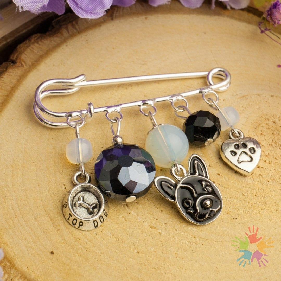 Handmade Unique Semi-Presious Stone Dog Brooch, Natural Gemstone Artisan Jewelry, Bulldog Jewelry Handmade Unique Semi-Presious Stone Dog Brooch, Natural Gemstone Artisan Jewelry, Bulldog Jewelry von HandlyStudioStore