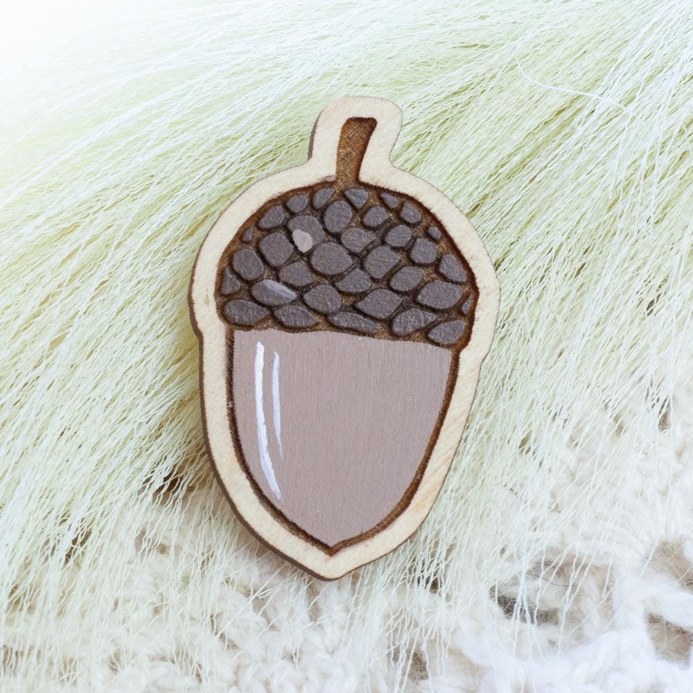 Handpainted Wooden Brooch, Acorn Nature Beautiful Handmade Oak Gift For Everyone, Autumn Jewelry Handpainted Wooden Brooch, Acorn Nature Beautiful Handmade Oak Gift For Everyone, Autumn Jewelry von HandlyStudioStore