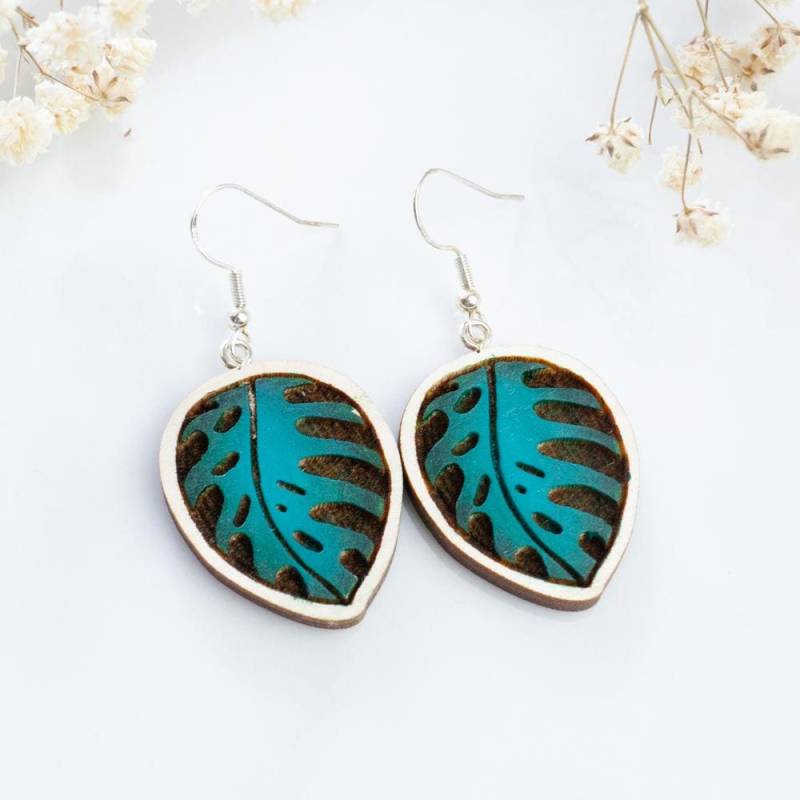 Handpainted Wooden Earrings, Leaf Beautiful Handmade Sea Blue Gift For Everyone, Forest Tree Earrings von HandlyStudioStore