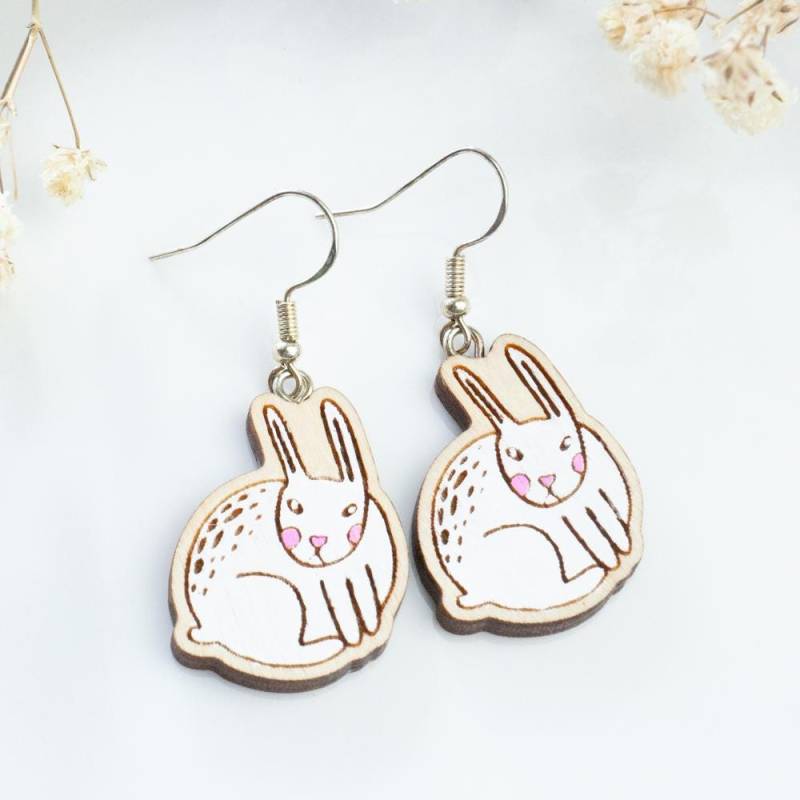 Handpainted Wooden Earrings, White Rabbit Jewelry, Beautiful Handmade Gift For Everyone, Animal Earrings Handpainted Wooden Earrings, White Rabbit Jewelry, Beautiful Handmade Gift For Everyone, Animal Earrings von HandlyStudioStore