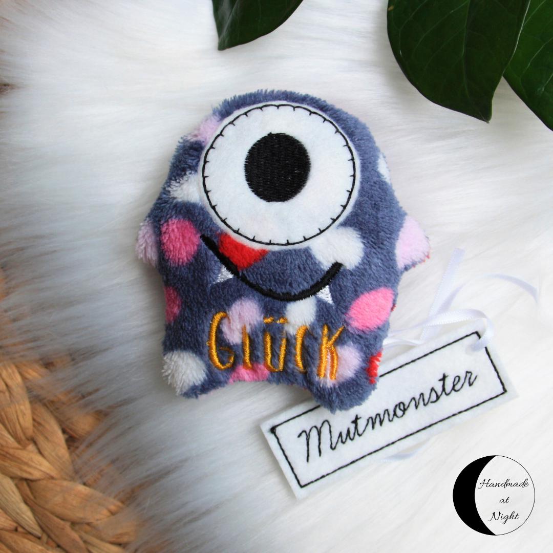 Mutmonster, Glücksbringer, Mutmacher, Motivation, Wegbegleiter, Mutmachmonster, Seelentröster, Sorgenfresser Mutmonster, Glücksbringer, Mutmacher, Motivation, Wegbegleiter, Mutmachmonster, Seelentröster, Sorgenfresser von HandmadeAtNight