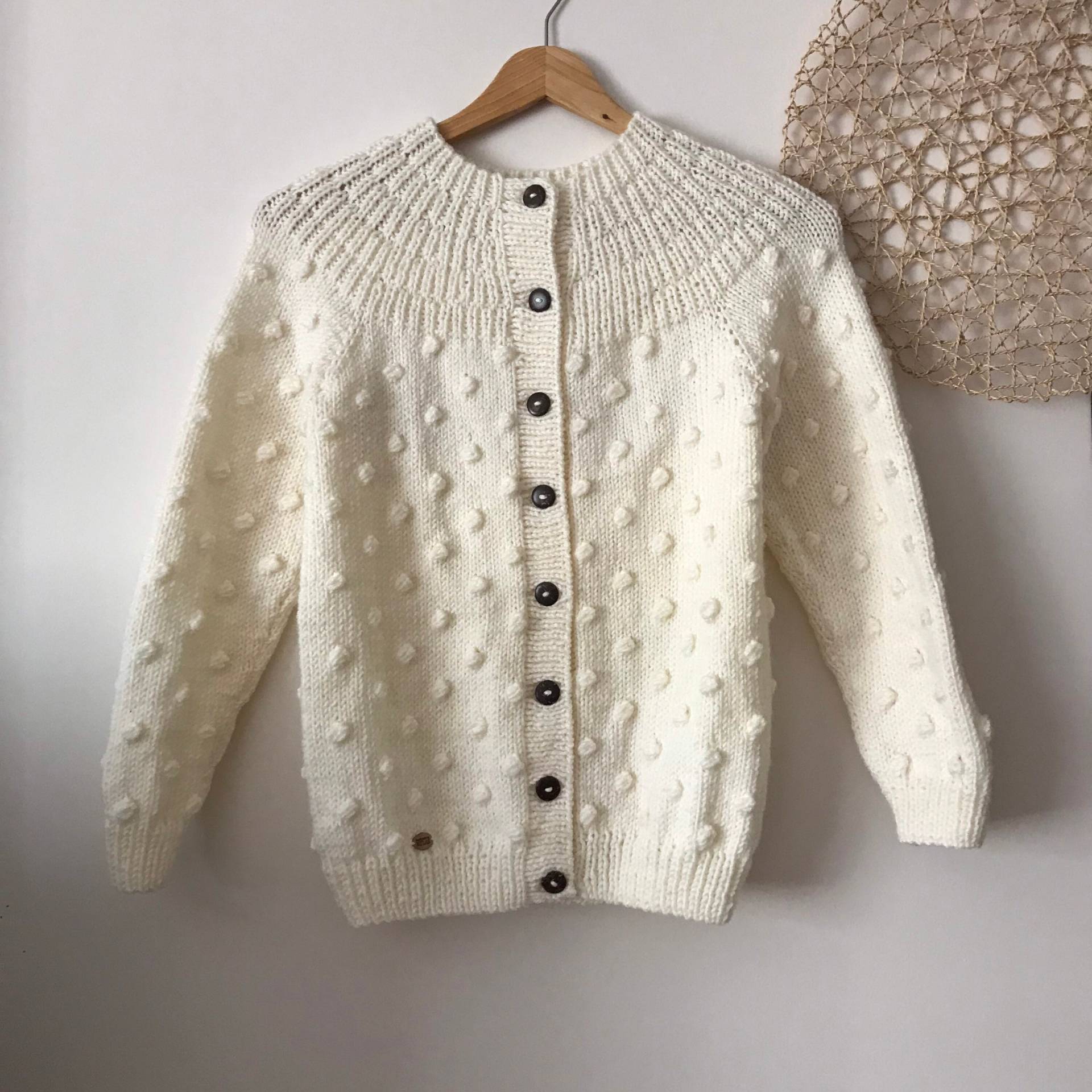 Popcorn-strickjacke, Frauen-strickjacke Popcorn-Pullover, Frauen-Geschenk, Handgemacht, Frauen-Popcorn-Pullover, Erwachsenen-strickpullover von HandmadeByAtlas