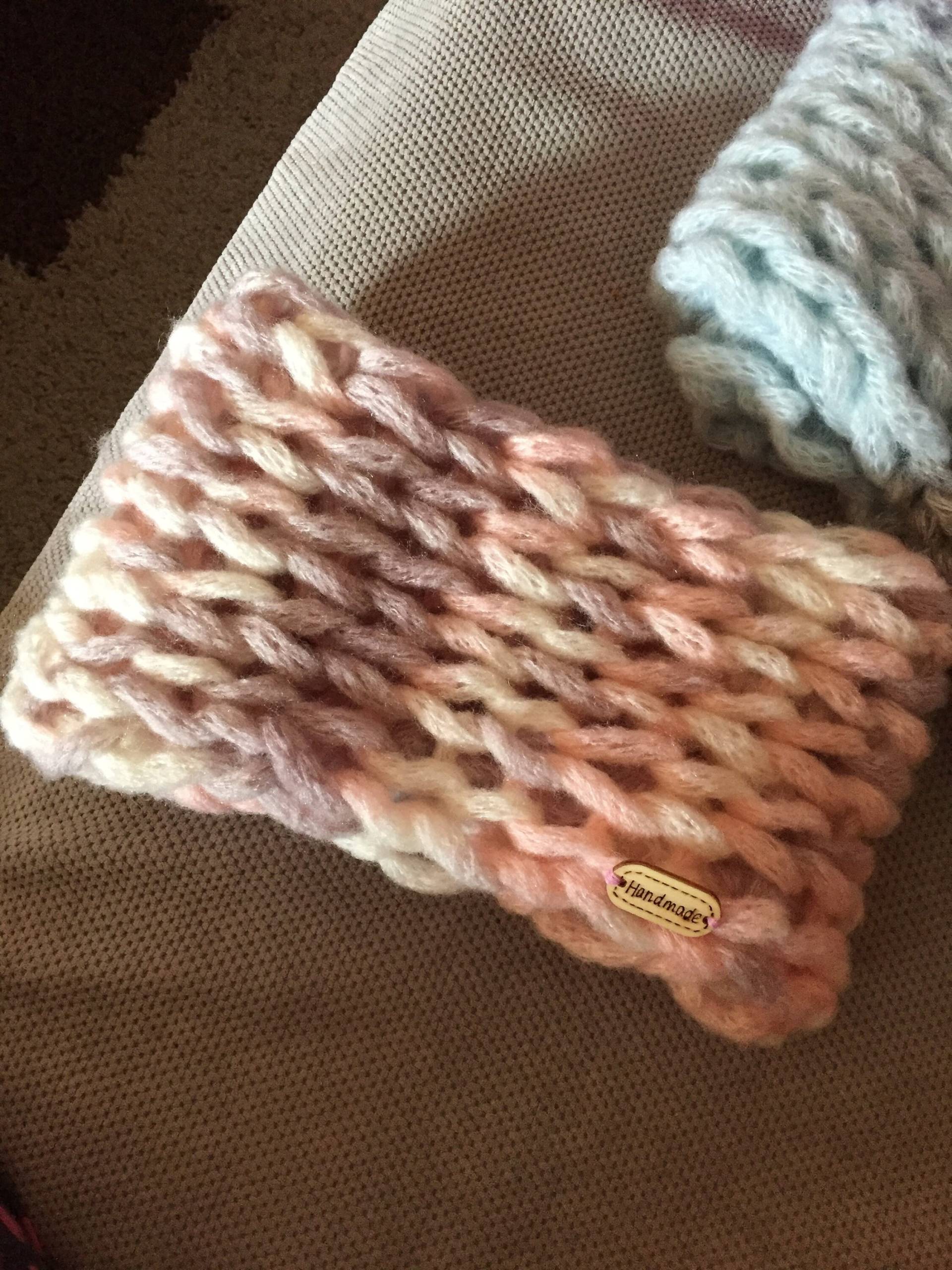 Handgefertigte Schals... Einzigartige Muster... Edel Und Warm Kleid Zu Beeindrucken Handgefertigte Schals... Einzigartige Muster... Edel Und Warm Kleid Zu Beeindrucken von HandmadeByGByGeorgia