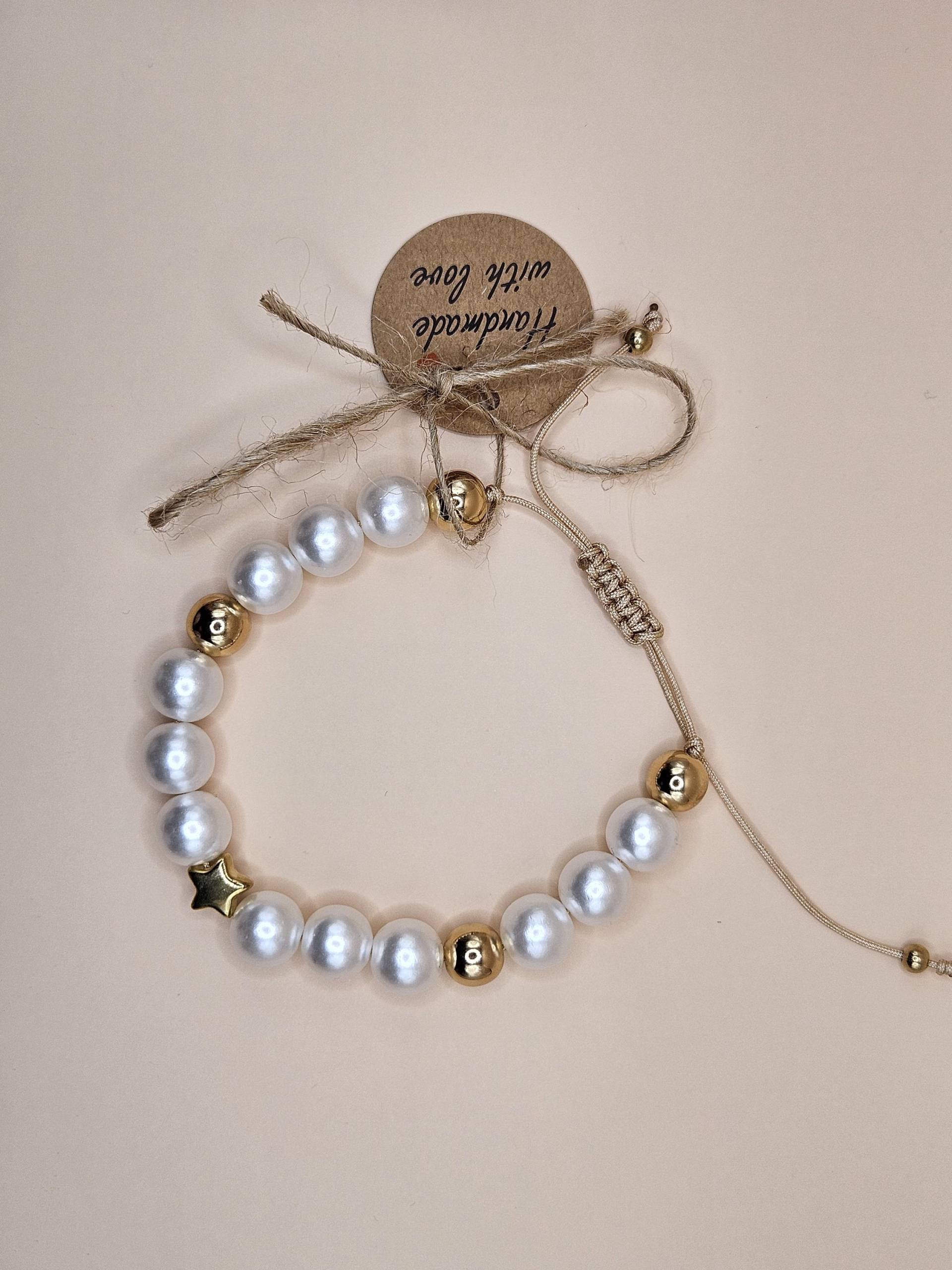 Elegant Pearl Bracelet - Handmade With Love Elegant Pearl Bracelet - Handmade With Love von HandmadeByRenalda