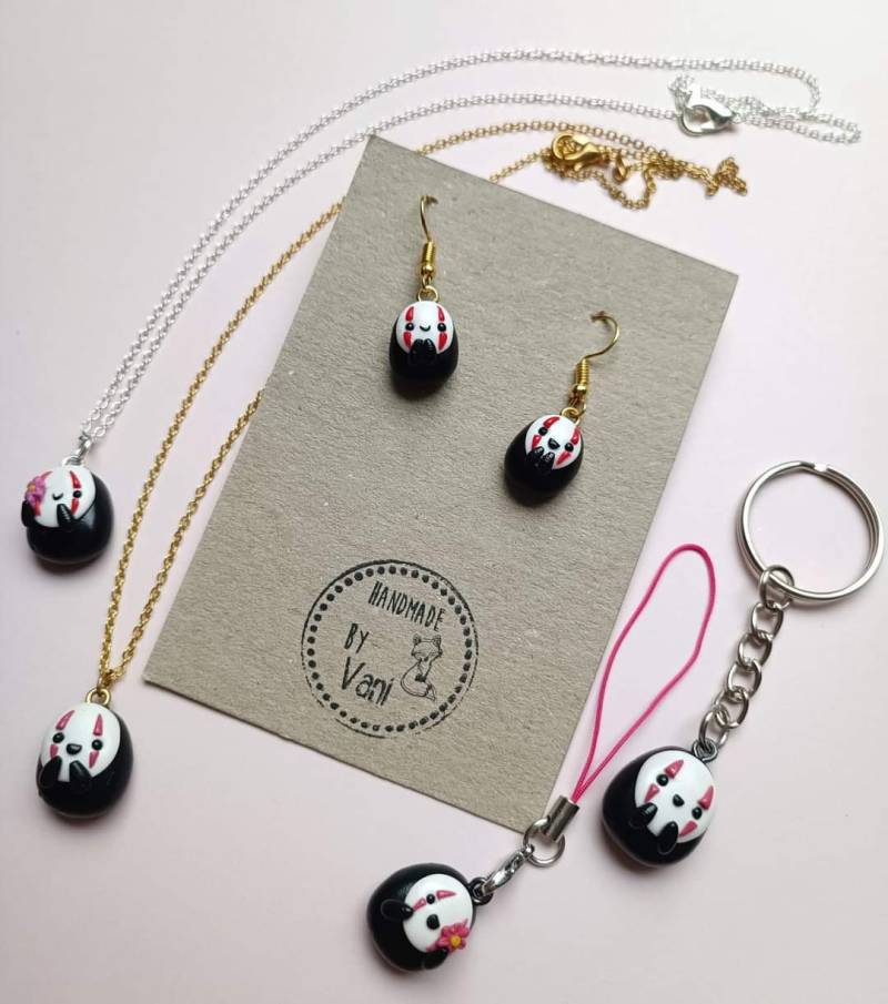 Anhänger, Kette, Ohrringe, Ohrstecker, Anime Geist No Face Ohngesicht Anhänger, Kette, Ohrringe, Ohrstecker, Anime Geist No Face Ohngesicht von HandmadeByVani