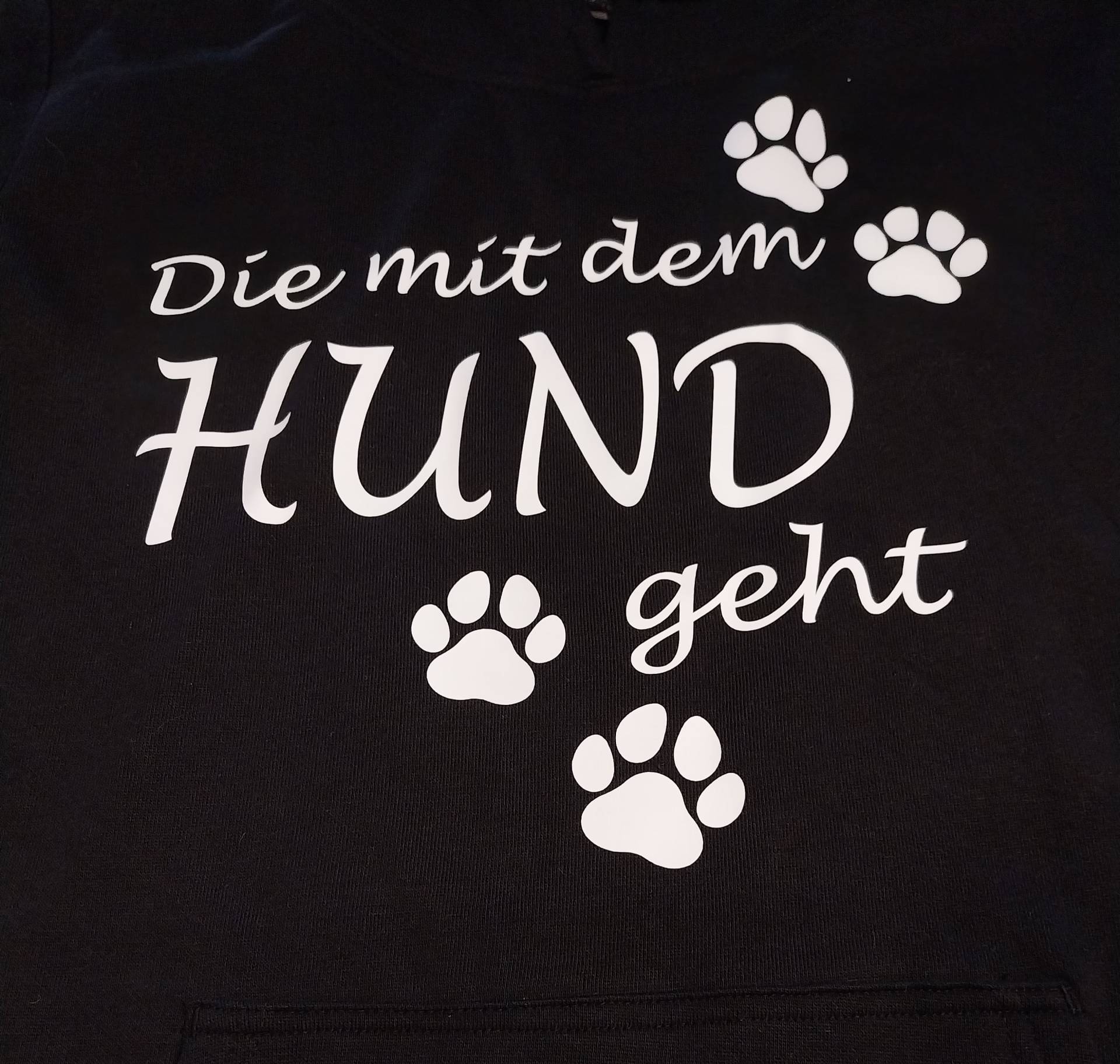 Herren T-Shirt - Der Mit Dem Hund Geht Herren T-Shirt - Der Mit Dem Hund Geht von HandmadeDuKes