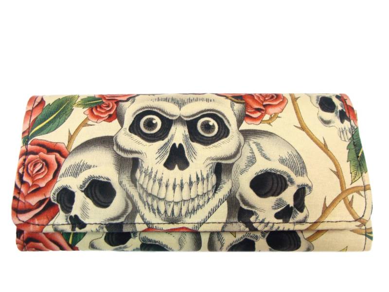 Portemonnaie Totenköpfe Und Rosen Skelett Handmade Biege Farbe Alexander Henry Stoff von HandmadeFashion