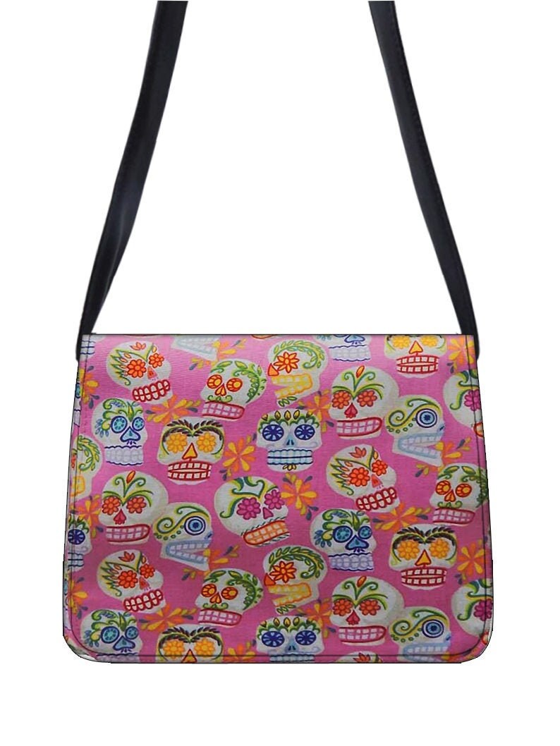 Us Handgemachte Messenger Bag Mit "Sugar Skulls Mini Calaveras Pink" Halloween Gothic Muster Schultertasche, Baumwollstoff, Ne von HandmadeFashion