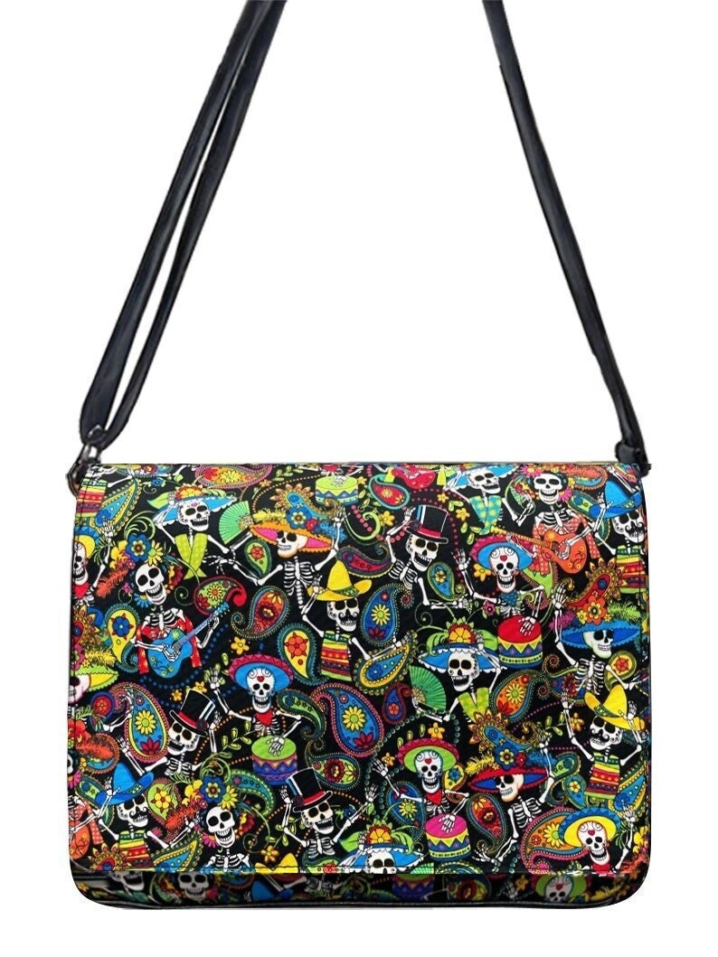 Us Handmade Handtasche Große Laptoptasche Schultertasche Style Mit "Packed Dancing Skulls" Stoff Verstellbarem Henkel Baumwolle von HandmadeFashion