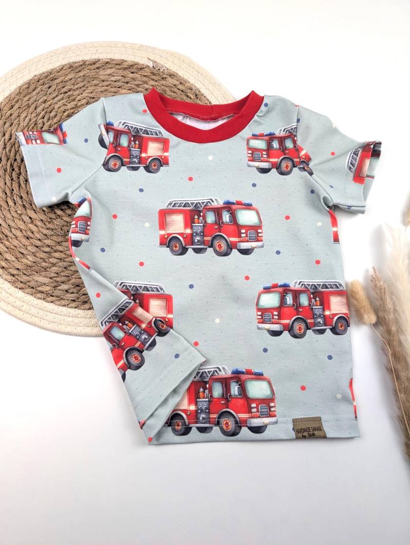 Feuerwehr T-Shirt Junge - Sommer Shirt Kind Auto Kleidung Motiv Größe 80-128 Mit von HandmadeGaragbyStefi