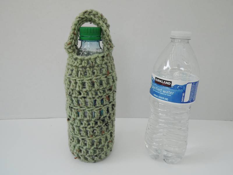 Flaschenträger Mit Kurzem Griff, Versandfertig, Grüner Fleck von HandmadeHealth