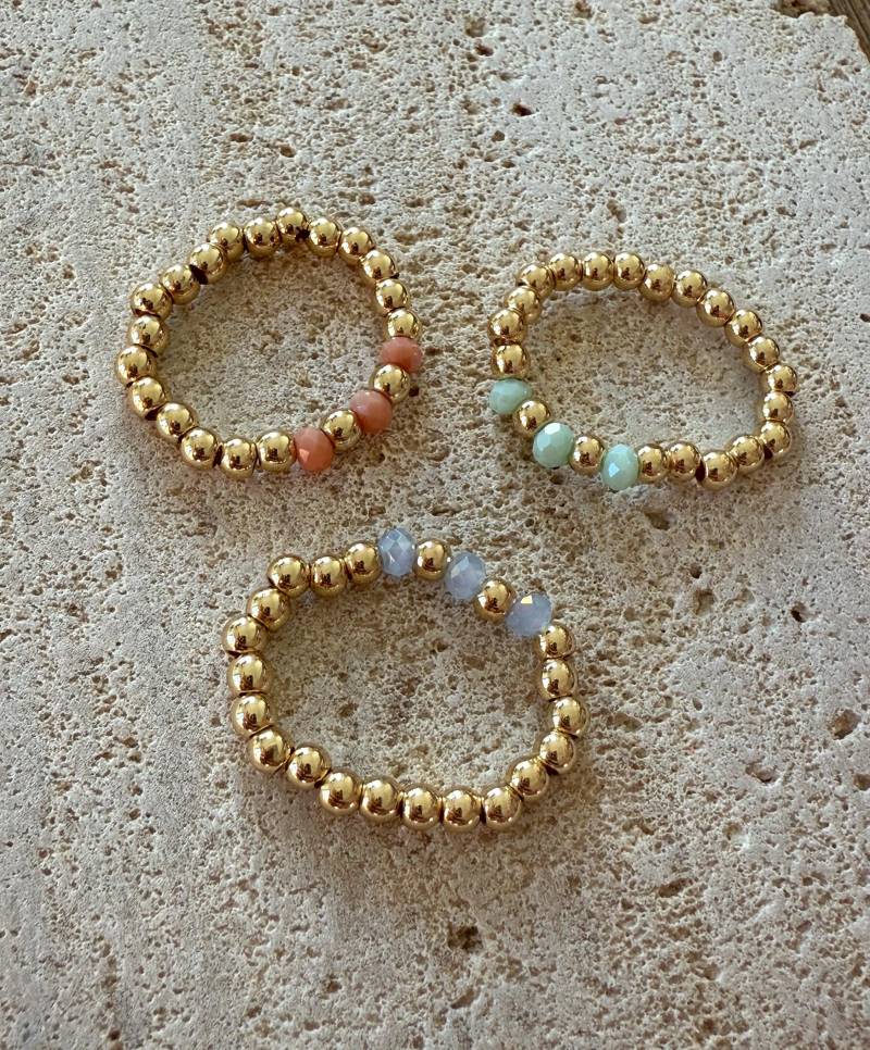 Perlenring Gold Ring Vergoldet Edelstahl Accessoires Minimalistisch Elastisch Geschenk Geschenkidee Perlen Handgemacht Perlenring Gold Ring Vergoldet Edelstahl Accessoires Minimalistisch Elastisch Geschenk Geschenkidee Perlen Handgemacht von HandmadeLoveByJKnn