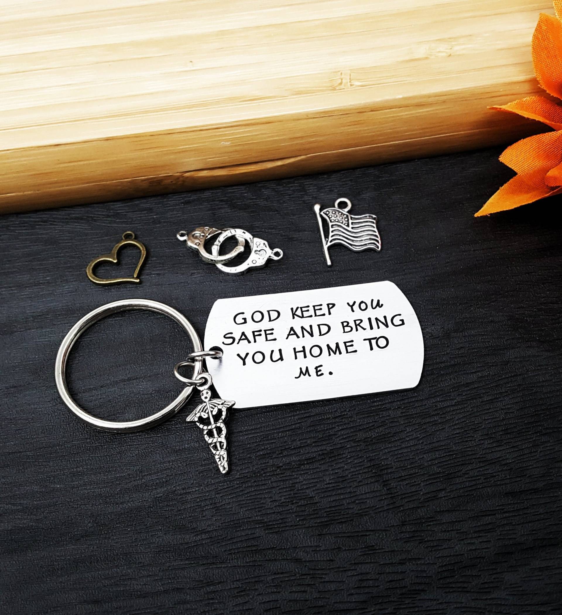 First Responder Gebet Schlüsselanhänger Hand Gestempelt Aluminium Hundemarke von HandmadeLoveStory