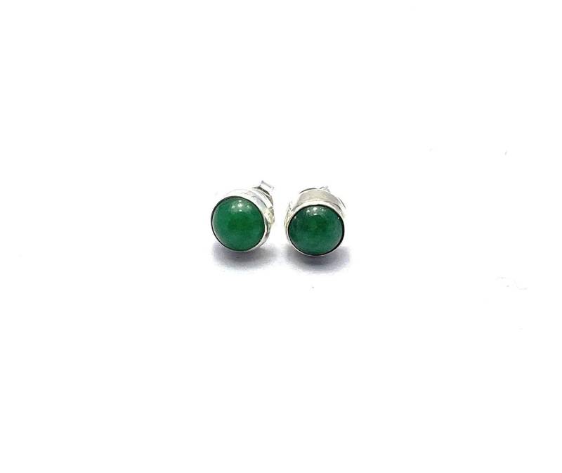 Grüne Achat Ohrstecker - Handgearbeitete Sterling Silber Echter Halbedelstein von HandmadeOhioShop