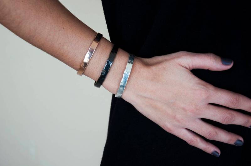 Armreif Armband-Armband-Band-Armband Silber Jeden Tag Armband-Metallarmband Metallarmreif Metallic Armband Manschette von HandmadeSoulmates