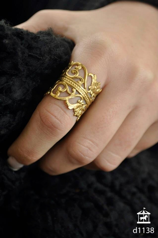 Blumenmuster Ring Perforierter Mit Blumen Goldblumen Goldring Blumenring Spitzenring Metallspitze von HandmadeSoulmates