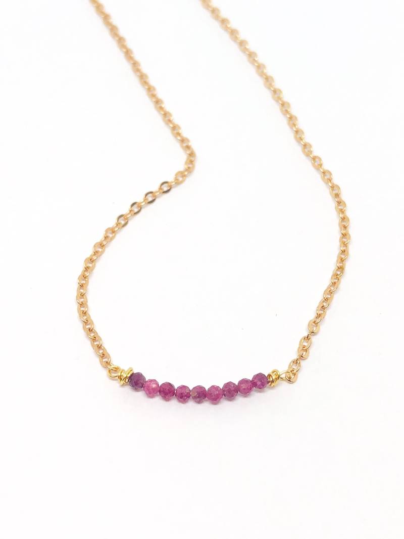 Rubin Halskette Halbedelstein Juli Geburtsstein Personalisierte Schmuck Geschenk Für Frauen Handgemachte Mama von HandmadebyElyseSara